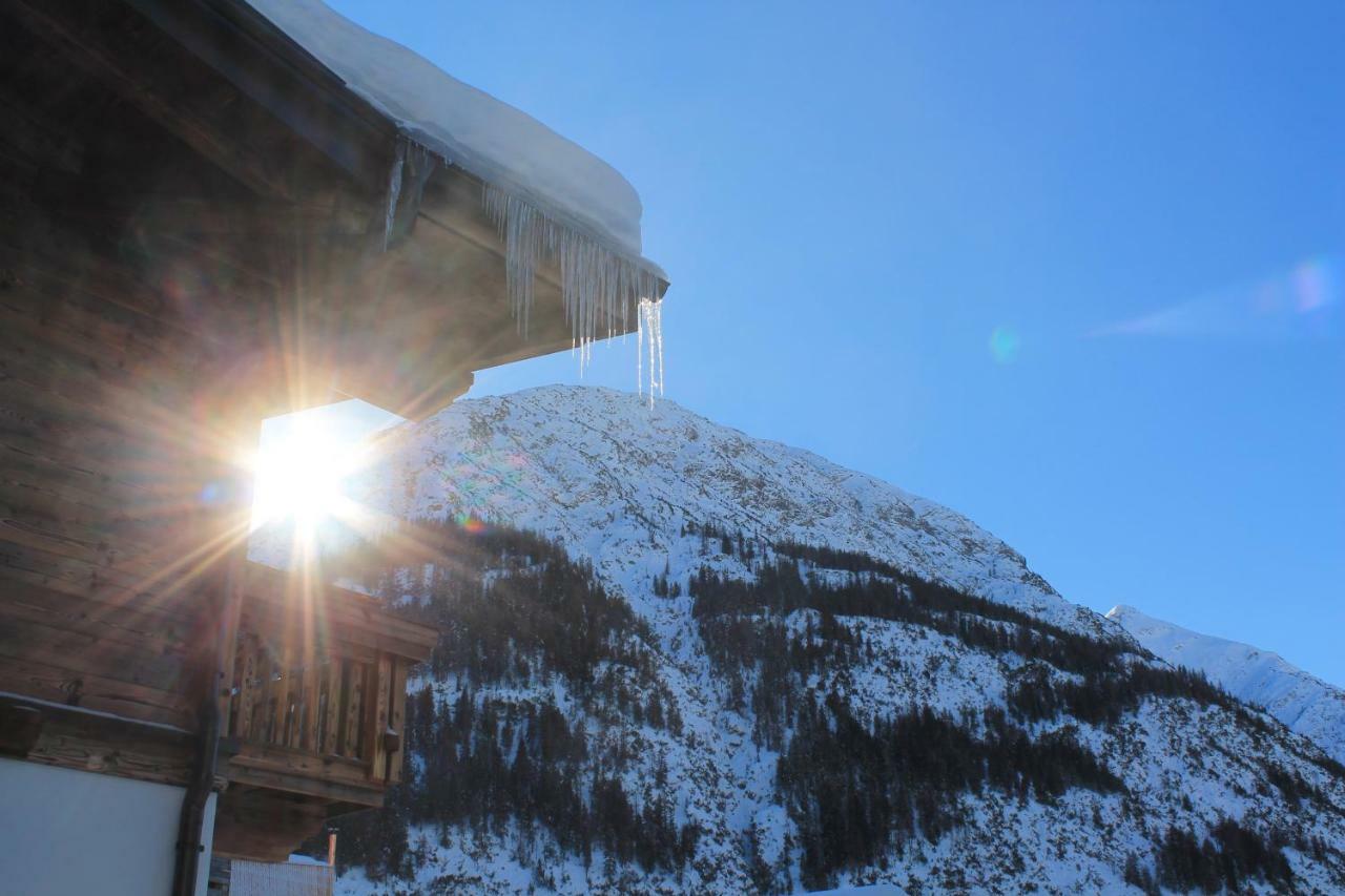 Villa Alpin Holzgau Eksteriør bilde