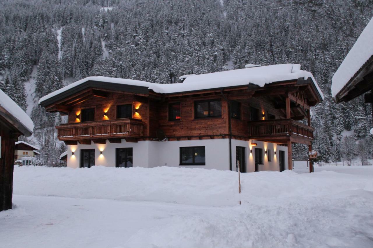 Villa Alpin Holzgau Eksteriør bilde